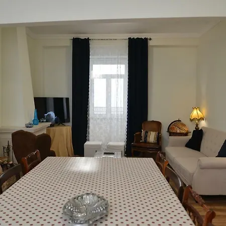 Guest house Casa Azul 3*