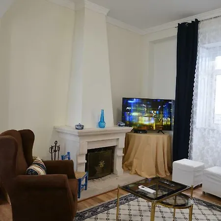 Casa Azul 3*